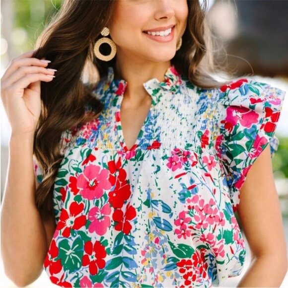 Entro Floral Ruffle Sleeve Smocked Split Neck Top Size Large Bright Multicolor - Picture 3 of 9